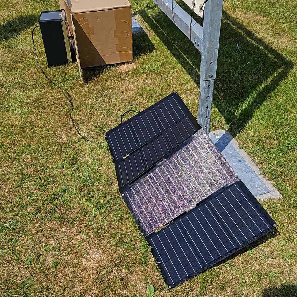 SOLAR PANEL CHARGER 